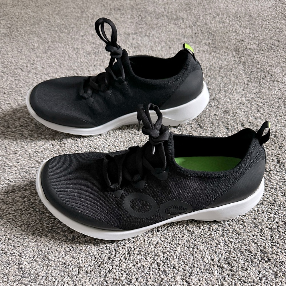 OOFOS WOMEN'S OOMG SPORT LOW SHOE 9.5 NWOT - Picture 3 of 7